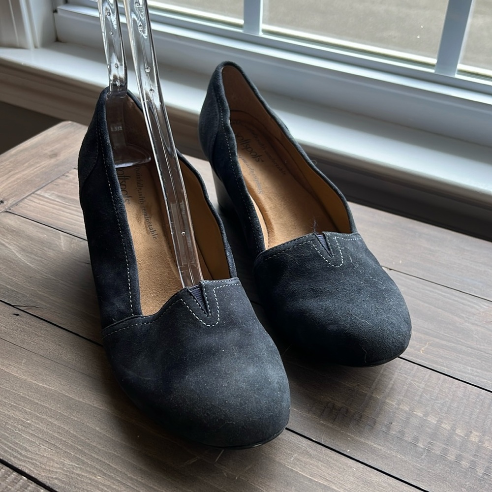 GUC Softspots wedge shoes sz 11